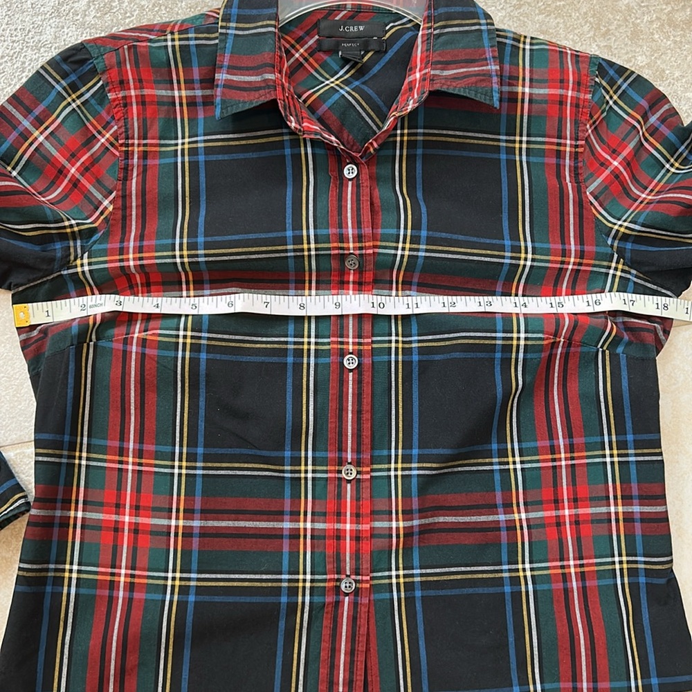 J. CREW Women’s Stewart Plaid Perfect Shirt - Red and Black size 4 - Picture 3 of 7